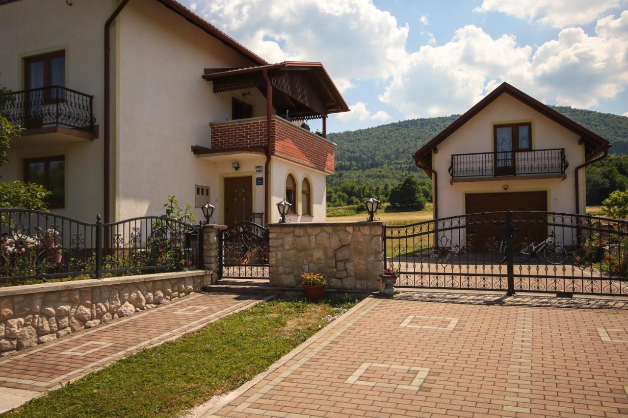 Apartman Lucija & Luka Otočac Exteriér fotografie