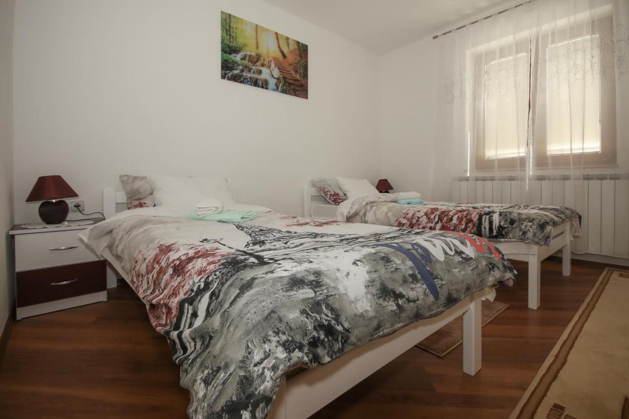 Apartman Lucija & Luka Otočac Exteriér fotografie