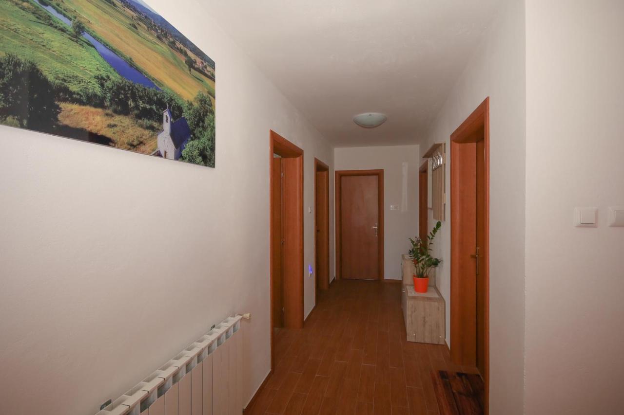 Apartman Lucija & Luka Otočac Exteriér fotografie