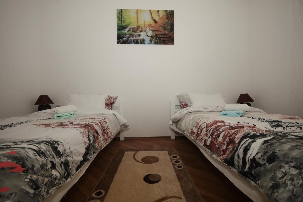 Apartman Lucija & Luka Otočac Exteriér fotografie