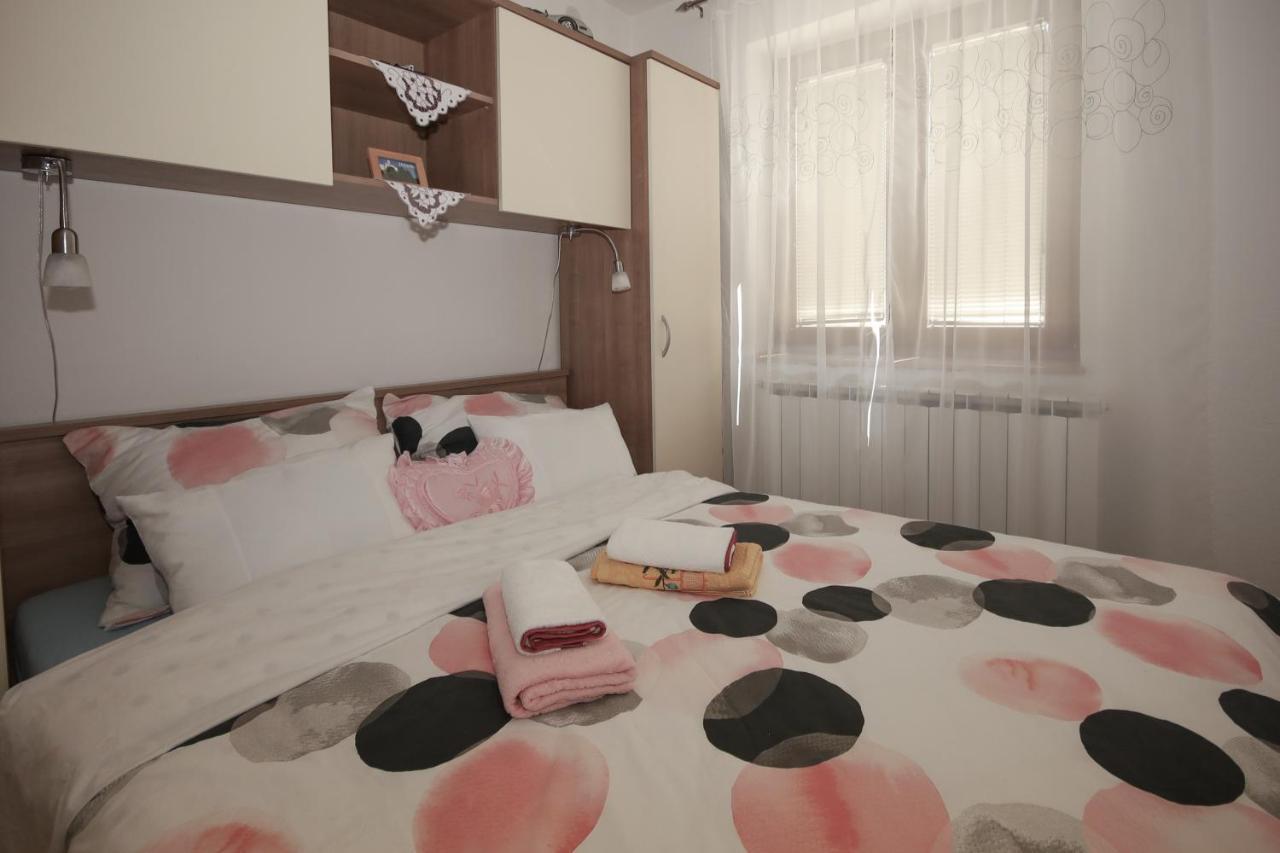 Apartman Lucija & Luka Otočac Exteriér fotografie