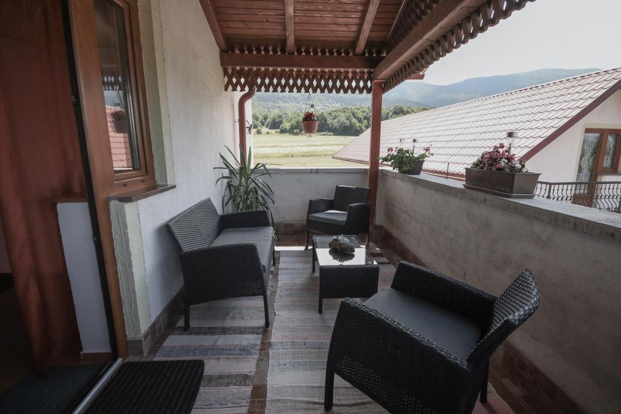Apartman Lucija & Luka Otočac Exteriér fotografie
